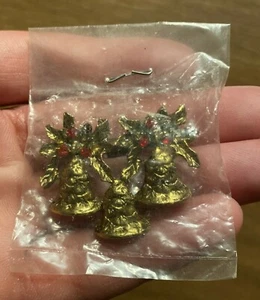 New Vintage Christmas Metal Jingle Bells Pin w/ Red Gems C3 - Picture 1 of 7