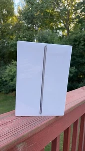 iPad 9ª Generación TOTALMENTE NUEVO EN EMBALAJE ORIGINAL PRECINTADO 64GB Gris espacial - Imagen 1 de 2