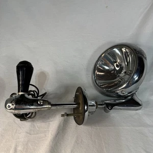 VTG Unity MFG. Model S6 Automobile 180 degree Spotlight Chicago USA - UNTESTED - Picture 1 of 13