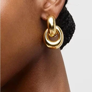 J Crew Gold Chainlink Earrings - Picture 1 of 6