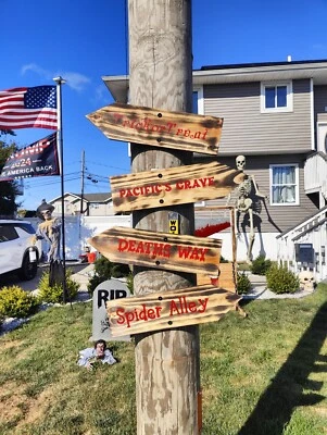 Decoraciones de Halloween al aire libre Foto 1 de 2