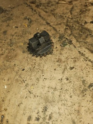 Cub Cadet 7 Horse Metal Governor Gear Garden Tractor Pulling - Image 1 of 2