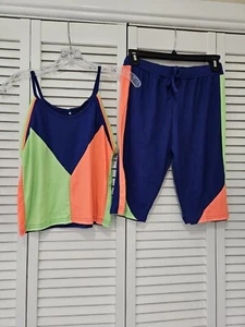 True Rock Two Piece Cropped top short set Women's Size Large NEW - Picture 1 of 6