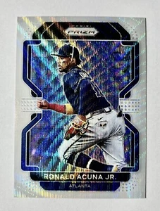 Ronald Acuña Jr 2022 Panini Prizm WHITE WAVE Prizm #245 Atlanta Braves - Imagen 1 de 2
