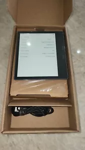 Kindle Oasis 10th Gen 7" Display Waterproof eReader Page Turn Button 8GB 2019 - Picture 1 of 1