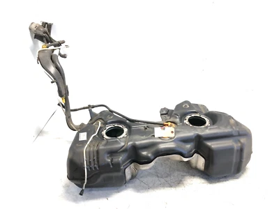 AUDI Q3 8U 2015-2018 depósito tanque de gasolina con cuello de llenado OEM Foto 1 de 4