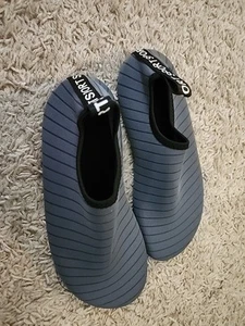 Sports Water Shoes, Gray, Size 6 US, 36/37 EU - Picture 1 of 4