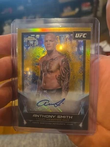 2024 Topps Chrome UFC Anthony Smith Auto Gold Refractor Numbered 18/50 - Picture 1 of 3