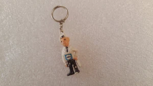 Porte-Clés / Key Ring - SRV homme supermarché à la maison  JOU 3 - Picture 1 of 2