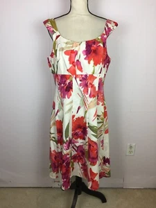 Dressbarn A-line Dress Size 16 Womans White Red Floral Sleeveless Empire Waist - Picture 1 of 15