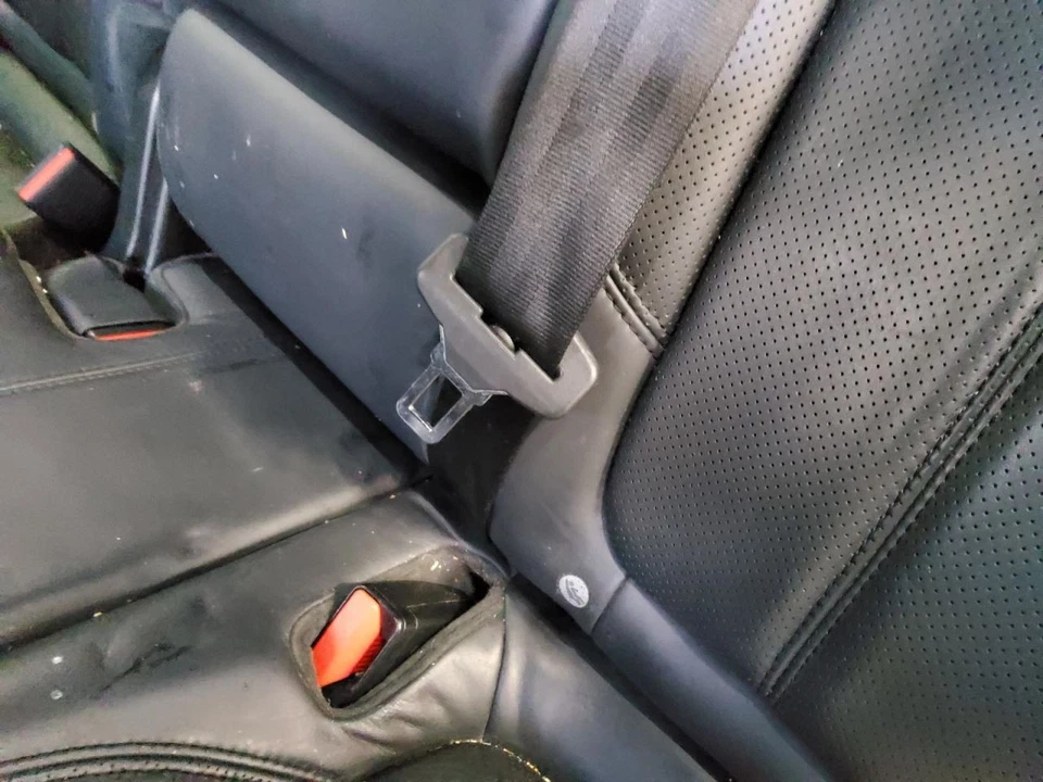 Center Retractor Land Rover Range Rover Sport 2017 Seat Belt Rear 581211 - Imagem 1 de 1