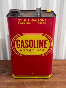 Vintage 1970s Liberty 2 1/2 Gallon Red Metal Gasoline Can - Picture 1 of 7