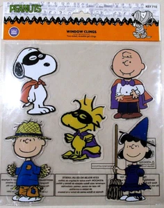 Snoopy Peanuts Halloween Window Cling Gel 5 piece Two Sided Charlie Brown Lucy - Picture 1 of 1