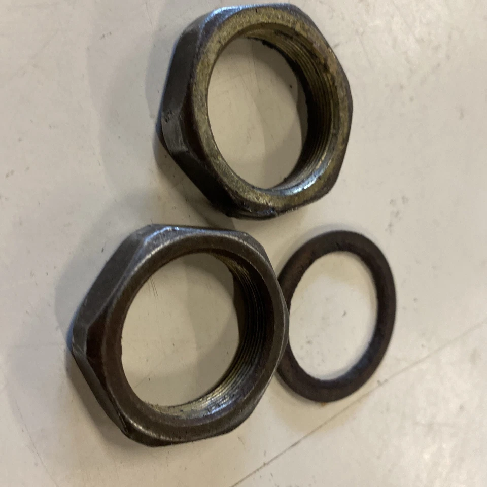 Honda Fourtrax Trx 125 1985-1987 eje trasero tuercas de pellizco y arandela Foto 1 de 1