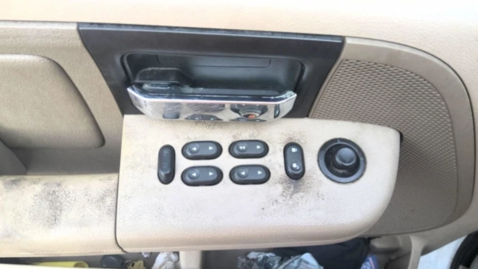 Interruptor de puerta delantera del conductor ventana del conductor se adapta 03-08 CROWN VICTORIA 5200492 Foto 1 de 1