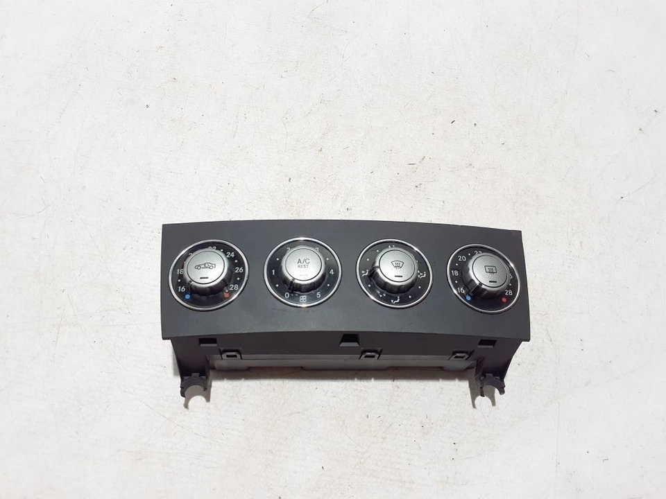 Centralina Climatizzatore Mercedes SLK R171 2006 Benzina Anteriore 120kW - Immagine 1 di 4