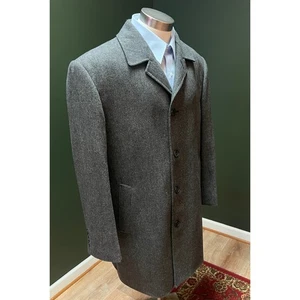 London Fog Signature Wool Blend Overcoat Men's 42R Gray Herringbone Classic MINT - Picture 1 of 10