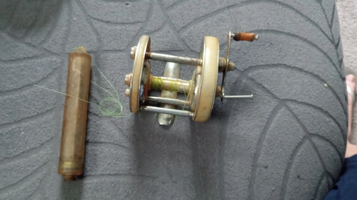 Vintage Shakespeare President No. 1970 Model FK Bait casting Reel