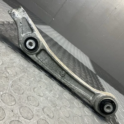 Braço de controle inferior dianteiro direito/esquerdo Audi Q5 2009-2017 fabricante de equipamento original - Imagem 1 de 4