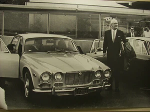 Jaguar Sir William Lyons Palm Springs Launch XJ12 March 1971 Print 36x24 - Picture 1 of 1
