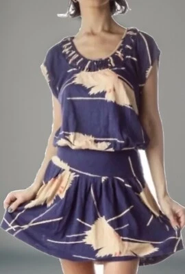 Vestido LEIFNOTES Anthropologie Scattered Stellar Plisado Azul Sin Mangas Talla Pequeña Foto 1 de 4