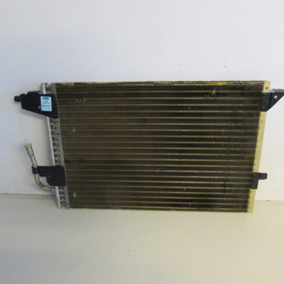 96AW19710AB Ford Escort Mk4 1995-2000 New (18106 20E-1-G-4) Climate Radiator - Image 1 of 1