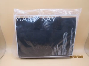 Mary Kay Cosmetic Bag & Brushes (NEW) - Picture 1 of 4