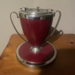 Cenere da tavolo Ash-Away metà secolo cromato e rosso scuro pulsante - Foto 1 di 22