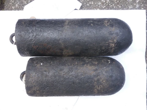 GOOD PAIR OF IRON LONGCASE CLOCK WEIGHTS Cover