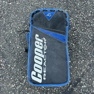 Cooper Reactor 4 Blocker Goalie Pad Black Blue - Picture 1 of 6