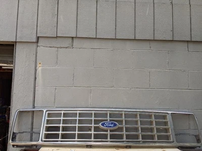 Grille Chrome And Gray Fits 79-82 FORD E100 VAN 383893 - Image 1 of 4