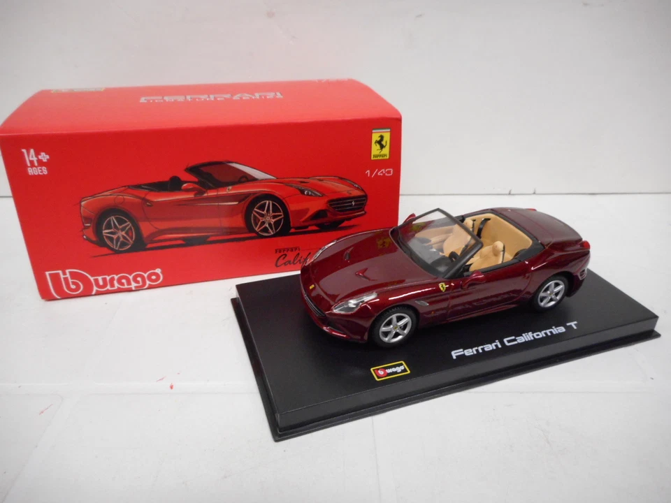 BURAGO 1/43 - FERRARI CALIFORNIA T ROSSO METALLIZZATO-SERIE SIGNATURE - Immagine 1 di 1