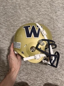 Vintage Washington Huskies Helmet, Schutt Brand, Small - Picture 1 of 8
