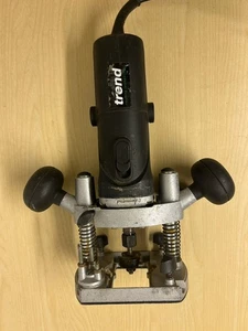 Trend T4E router 1/4" / utensile elettrico 240 V - Foto 1 di 6