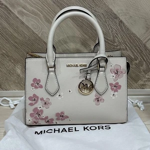 Michael Kors Sakura Flower Bag Japan Limited White Pink Floral Unused - Picture 1 of 8