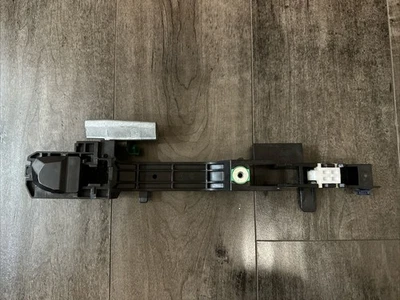 2023 2024 2025 HONDA HR-V SOPORTE MANIJA PUERTA LADO PASAJERO DELANTERO DERECHO Foto 1 de 4