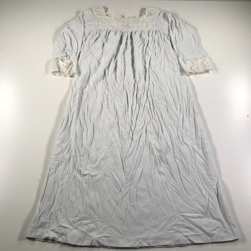 Camisón lencería Christian Dior vintage para mujer medio azul claro con encaje blanco Foto 1 de 4