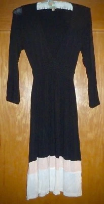 ELLA MOSS - VESTIDO ULTRA SUAVE TEJIDO VISCOSA/SPANDEX NEGRO/ROSA/BLANCO - MISSES XS Foto 1 de 3