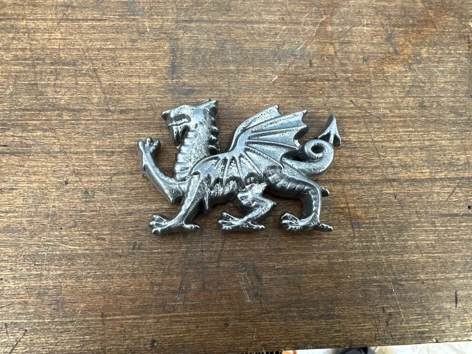 JCE Kleines walisisches Drachenbleimotiv