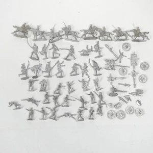 Lot Cast Metal Toy Soldiers Army Miniatures Small 1" Silvertone Lead? 1/72 - Picture 1 of 8