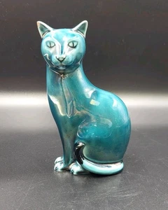 Gato sentado de cerámica Poole vintage, esmalte verde azulado, orientación izquierda, 16,5 cm, daños - Imagen 1 de 11