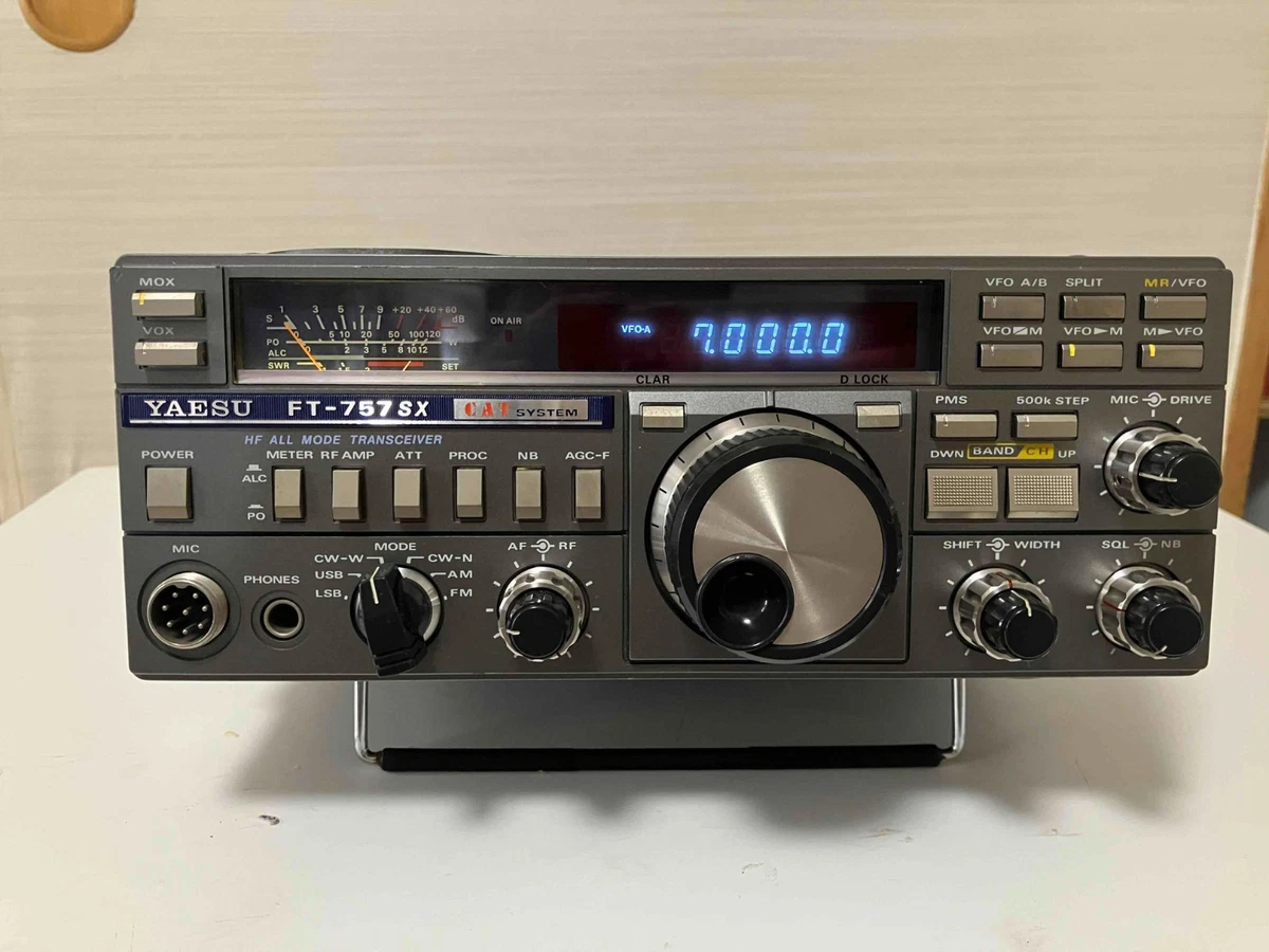 YAESU FT-757GX トランシーバー Yaesu FT-757GX Transceiver FT757GX