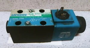 Vickers Hydraulic Directional Valve DG4V-3S-2AL-M-U-B5-60 (105) - Picture 1 of 8