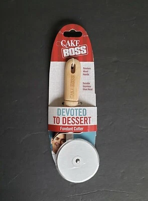 Cake Boss Stainless Steel Tools Fondant Cutter Pizza Cutter Wood Handle - Image 1 of 3