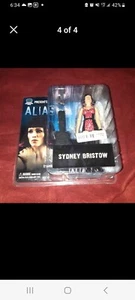 Alias Sydney Bristow Actionfigur im Pink Rave Kleid NEU - Bild 1 von 4