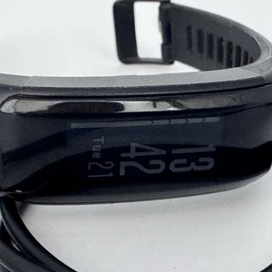 Garmin Vivosmart HR Smartwatch Aktivitätstracker schwarz m. Ladegerät - Bild 1 von 15