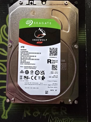 HARD DISK 4 TB IRONWOLF SATA 3 3.5" NAS (ST4000VN006) NAS - Immagine 1 di 2