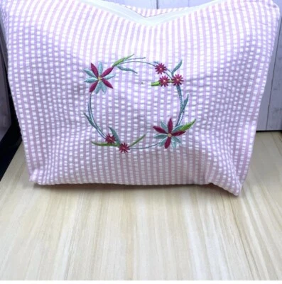 Bolsa de Maquillaje Cosmético a Rayas Rosa y Blanco con Cremallera Blanca Bolsa de Algodón Foto 1 de 4