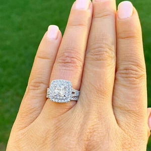 Anello di Fidanzamento Certificato IGI Oro Bianco Massiccio 14k Taglio Cuscino Diamante 2,50ctw - Foto 1 di 9