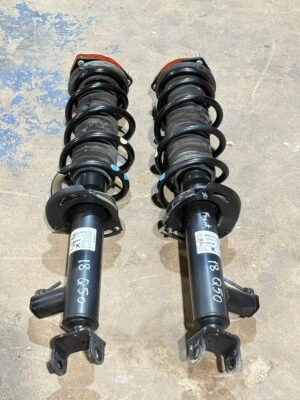 2017 2018 2019 INFINITI Q50 RWD 3.0L Turbo OEM REAR SHOCK STRUTS LH & RH - Imagem 1 de 4